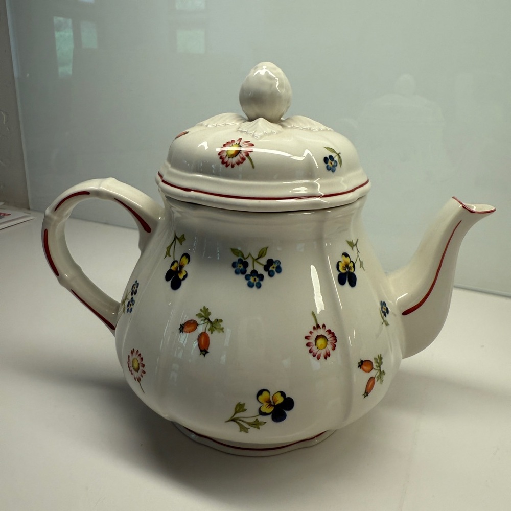 Villeroy and Boch Petite Fleur Teapot